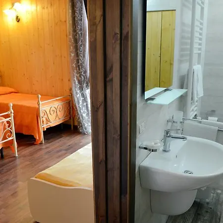 La Teresa Bed and Breakfast 3*
